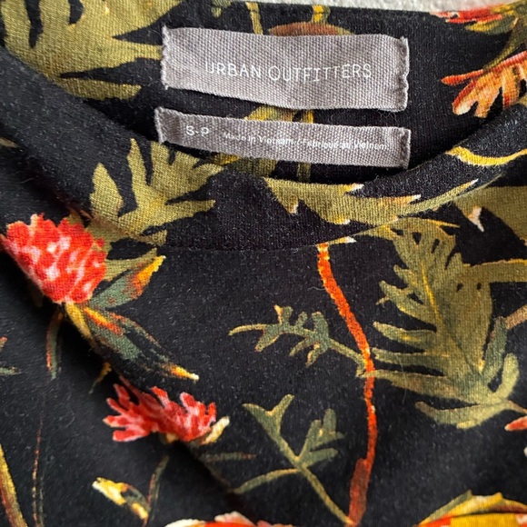 Urban Outfitters Black Tropical Floral Body-con Mini Dress S - Picture 11 of 13